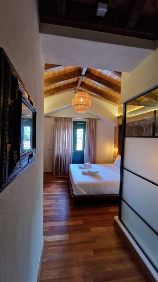 Bujtina Behram Hotel Korce Buitenkant foto
